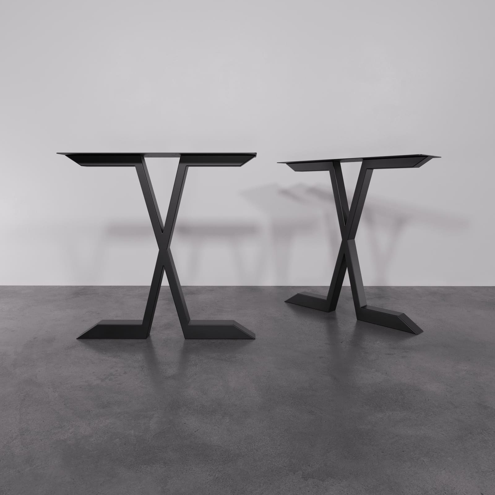 Bazë Tavoline Ngrënieje Në Formë X, 71 cm · Modeli 4 – punim artizanal çeliku nga AR-TI Atelier – foto 1