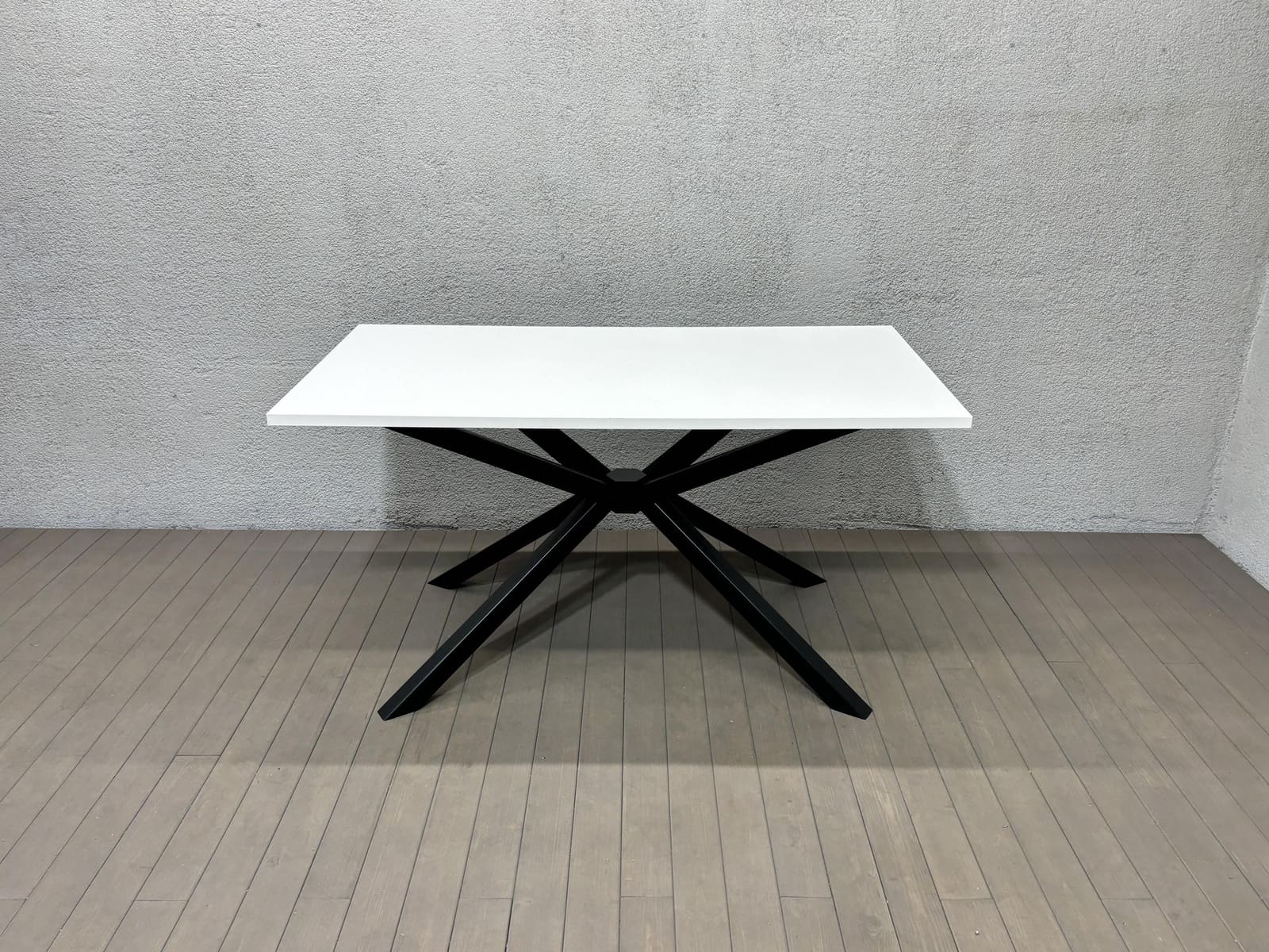 Bazë Tavoline Ngrënieje Spider · Modeli 2 – punim artizanal çeliku nga AR-TI Atelier – foto 9