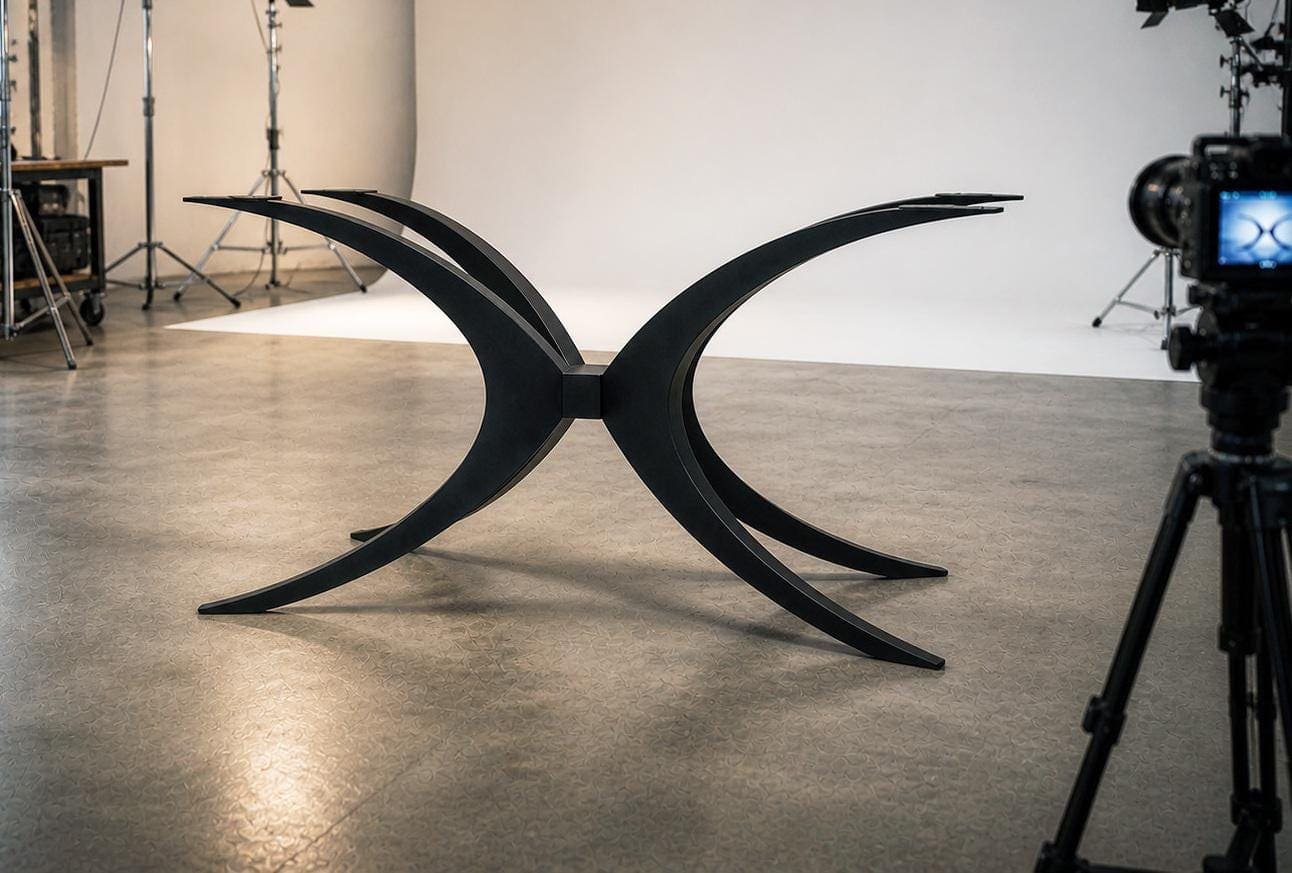 Bazë Tavoline Ngrënieje Spider · Modeli 4 – punim artizanal çeliku nga AR-TI Atelier – foto 1