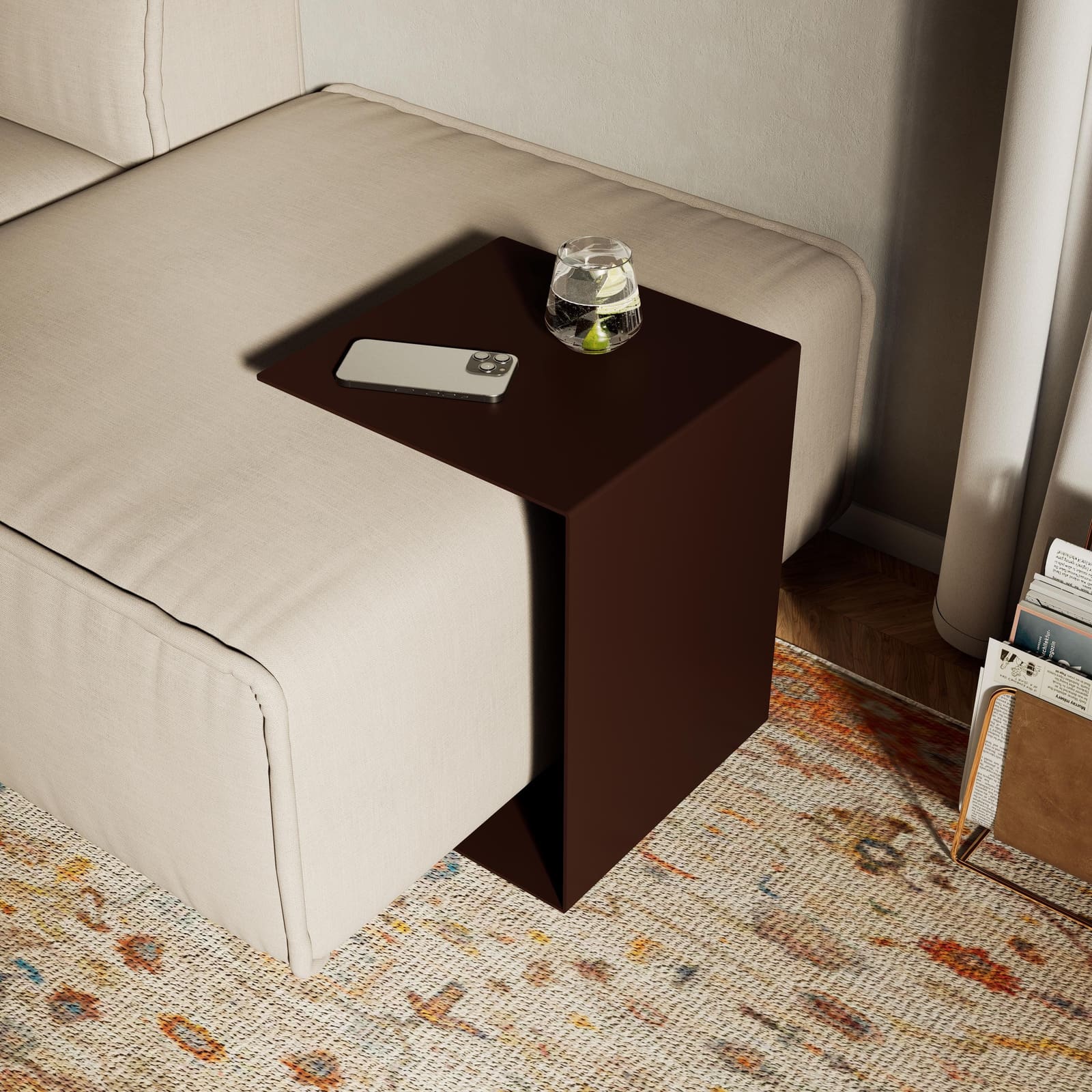 Tavolinë Anësore në Formë C Gjeometrike – punim artizanal çeliku nga AR-TI Atelier – foto 7